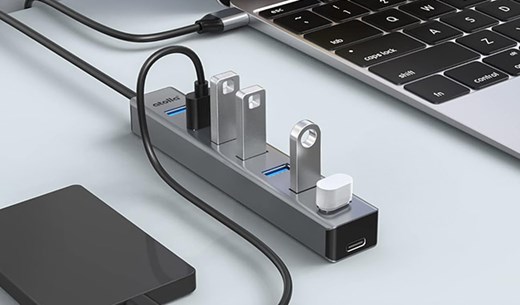 Win a 7-Port USB Travel Hub